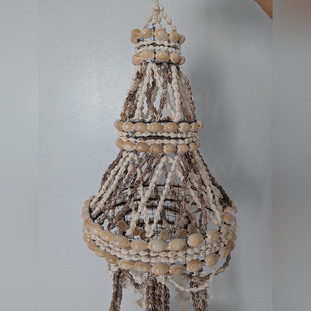 Sea Shell Chandelier - Picture 2 of 3